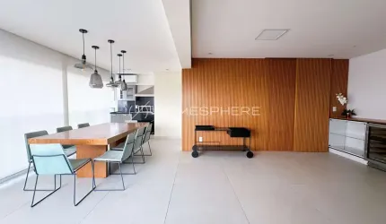 Apartamento impecável para locação Brooklin Novo.
132m2, 3 Suítes, 2 Vagas