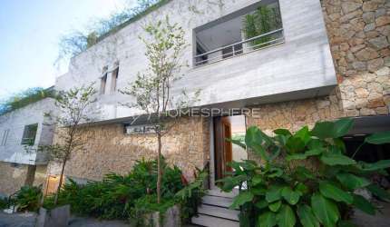 Casa de condomínio com 642.97 m², 4 quartos sendo 4 suítes à venda no bairro Cidade Jardim.