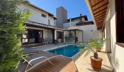Casa com 3 dormitórios à venda, 278 m² por R$ 1.380.000,00 - Condomínio Primavera - Jaguariúna/SP