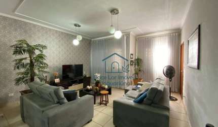 Casa com 3 dormitórios à venda por R$ 636.000,00 - Jardim Imperial - Jaguariúna/SP