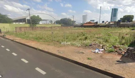 Área com 1400 m² - Tibery - Uberlândia/MG