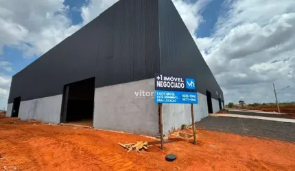 Galpão Comercial  à venda, 511 m² por R$ 1.788.500 - Centro Empresarial Leste 2 - Uberlândia/MG