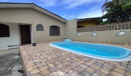 Casa com piscina no litoral-Costa Azul-Matinhos-Pr
