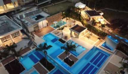 Cobertura Contemporâneo Resort - 2 quartos