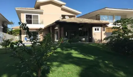 CASA 4 SUITES EM ALPHAVILHE 1 COM INFRA E DUAS VAGAS