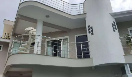 Casa com 3 suítes à venda, 304 m² por R$ 3.800.000 - Ariribá - Balneário Camboriú/SC