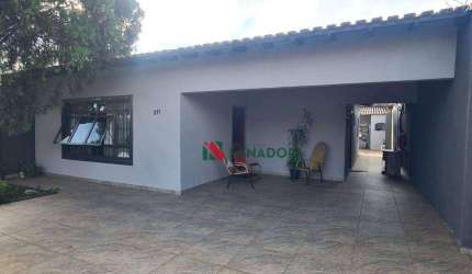 Casa Ampla  com 3 dormitórios à venda, 148 m² por R$  - Messiânico - Londrina/PR