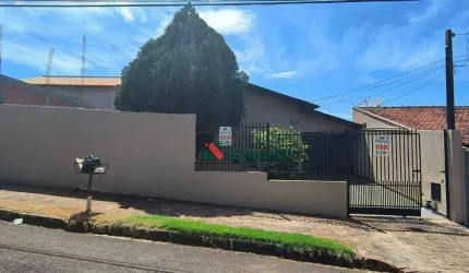 Linda  Casa Ampla  à venda, 176 m² por R$ 600.000 - Alpes - Londrina/PR