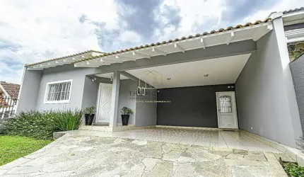 Casa para Venda em Curitiba, Boa Vista, 3 dormitórios, 1 suíte, 4 banheiros, 2 vagas