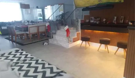 Sobrado com 4 quartos à venda em Ponta Da Praia - SP