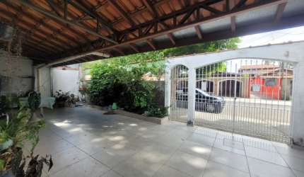 Oportunidade imperdível no Jardim Satélite. Casa com 3 dormitórios.