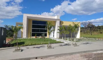 Casa alto padrão para venda com 03 suítes condominio marinas di caldas em Caldas Novas GO