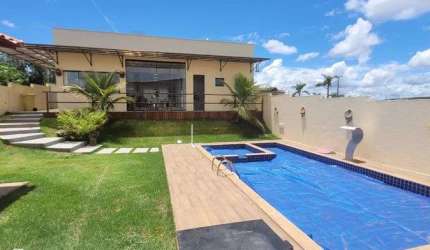 Casa com 4 suítes, Náutico Privé das Caldas em Caldas Novas GO