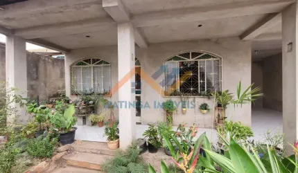 Casa com Lote grande no Bairro Veneza  -  Ipatinga