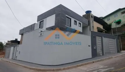 Casa Duplex de 3 quartos e 2 Vagas de garagem no Bairro Tirandetes