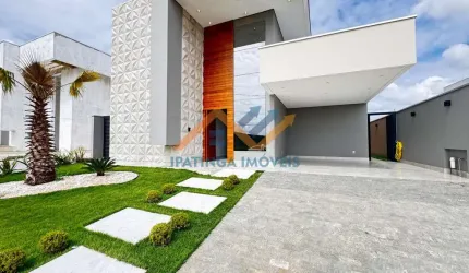 Casa de alto padrão em condomínio fechado Lagoa Silvana.