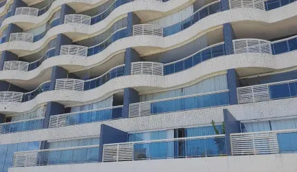 LINDA COBERTURA, VISTA MAR, MOBILIADA!