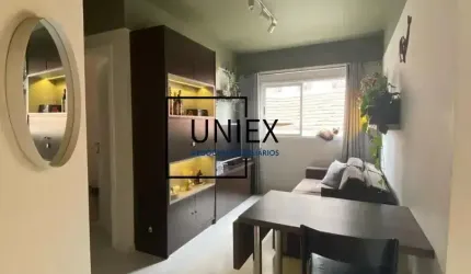 Baixou de preço! Lindo apartamento semi mobiliado, pronto para morar com  2 dormitórios no Centro de Curitiba