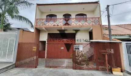 Sobrado com ponto comercial no Sitio Cercado