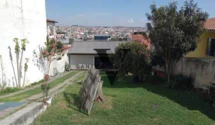 ESPAÇOSA CASA NO ALTO BOQUEIRÃO