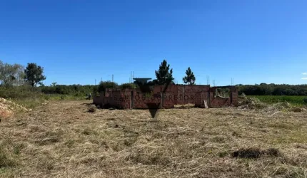 Linda área urbana para formar chacara - Araucária
