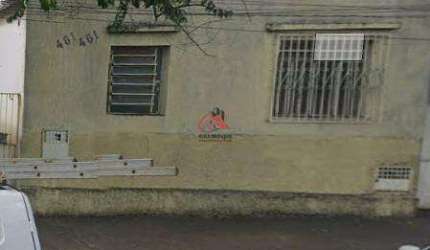 CASA À VENDA EM EXCELENTE LOCALIZAÇÃO NO BAIRRO SÃO BENEDITO