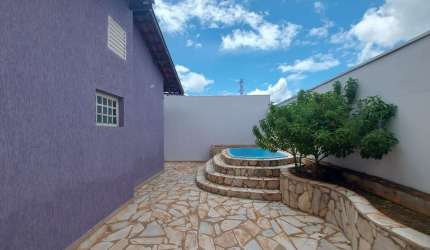 Casa com 3 dormitórios à venda, 160 m² por R$ 550.000,00 - Cidade Jardim - Uberaba/MG