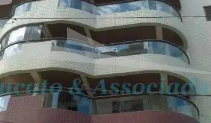Apartamento à venda em Praia Grande-SP, Campo da Aviação: 2 quartos, 1 suíte, 1 sala, 2 banheiros, 1 vaga, 80m². Confira!