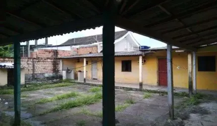 Casa em condomínio fechado com 6 quartos à venda no Planalto, Manaus , 450 m2 por R$ 475.000