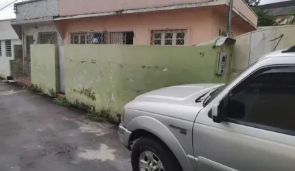 Terreno em condomínio fechado à venda no Centro, Manaus  por R$ 350.000