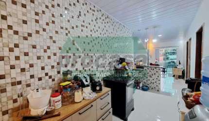 Casa com 3 quartos à venda no Petrópolis, Manaus , 250 m2 por R$ 350.000