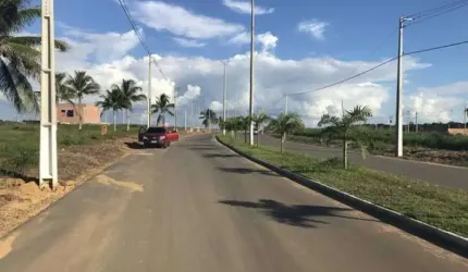 Terreno à venda no Centro, Iranduba  por R$ 60.000