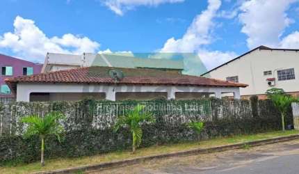 Casa em condomínio fechado com 3 quartos para alugar na Ponta Negra, Manaus , 450 m2 por R$ 2.800
