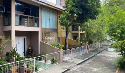 Casa em condomínio fechado com 3 quartos para alugar no Aleixo, Manaus , 150 m2 por R$ 3.400