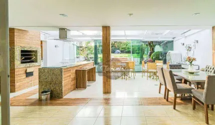 Casa com 5 quartos à venda, super área gourmet e jardim,330 m² por R$ 2.190.000 - Tarumã - Curitiba/PR