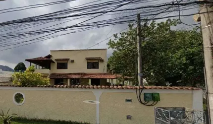 Casa com terreno 2400m2 em Campo Grande - Rio de Janeiro - RJ