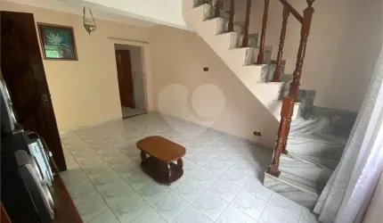 Sobrado com 2 quartos à venda em Jardim Modelo - SP