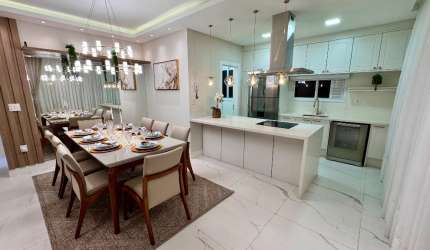 Oportunidade! Direto com o dono - lindo apartamento decorado de 4 suítes