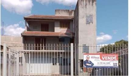 Sobrado e  loja comercial, localizado no bairro  Paraíso em Sapucaia do Sul.