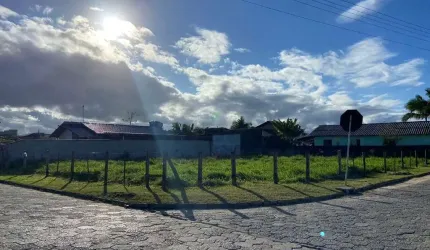 Terreno à venda na Bairro Praça, 8, Praça, Tijucas por R$ 540.000