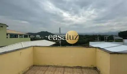 Cobertura localizada no bairro Santa Rosa/ Sarzedo