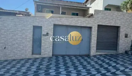 Casa com loja localizada no bairro São Pedro/Ibirité