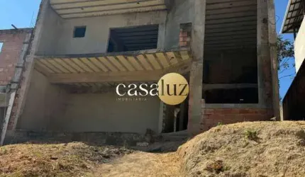 Casa localizada no bairro Masterville/ Sarzedo