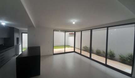 Casa à venda em Cabedelo com 3 Suítes