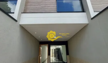 LINDO SOBRADO 3 SUÍTES  PROX METRÔ