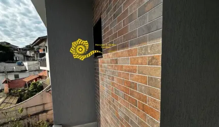 LINDO SOBRADO PRONTO PARA MORAR  CHAMA ATENÇÃO NO BAIRRO E REGIÃO