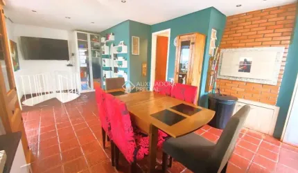 Cobertura com 2 quartos para alugar na Travessa Encruzilhada, 160, Bom Jesus, Porto Alegre, 116 m2 por R$ 3.100