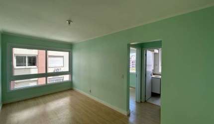 Apartamento com 1 quarto para alugar na Rua Doutor Timóteo, 416, Moinhos de Vento, Porto Alegre, 45 m2 por R$ 2.500