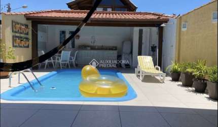 Casa com 3 quartos para alugar na Margarida Linhares, 42, Barra da Lagoa, Florianópolis, 150 m2 por R$ 9.200