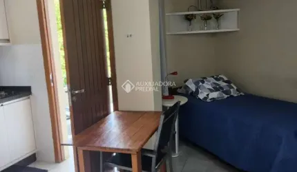 Kitnet / Stúdio para alugar na Protenor Vidal, 433, Pantanal, Florianópolis, 20 m2 por R$ 1.700